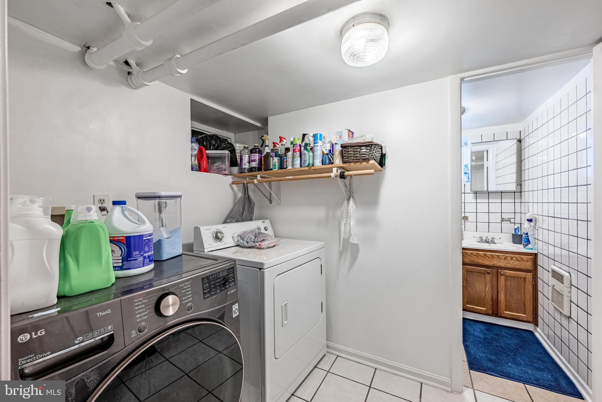 2404 POPLAR DRIVE