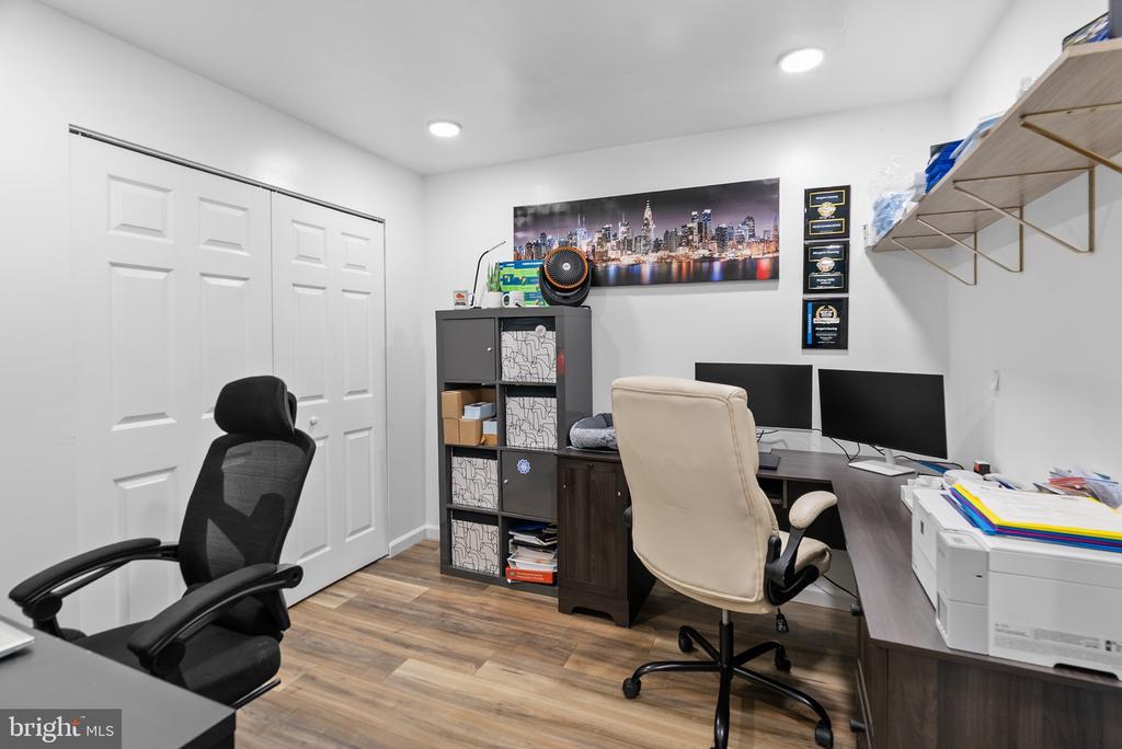 3703 ASHLEY WAY