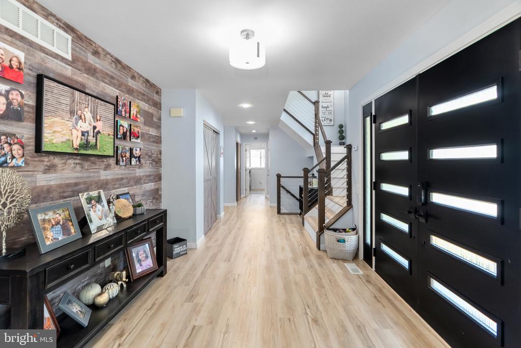 3703 ASHLEY WAY