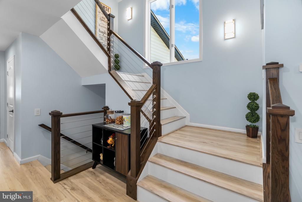 3703 ASHLEY WAY