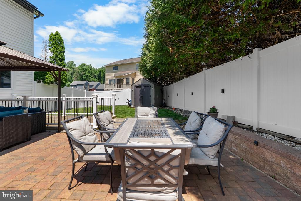 3703 ASHLEY WAY