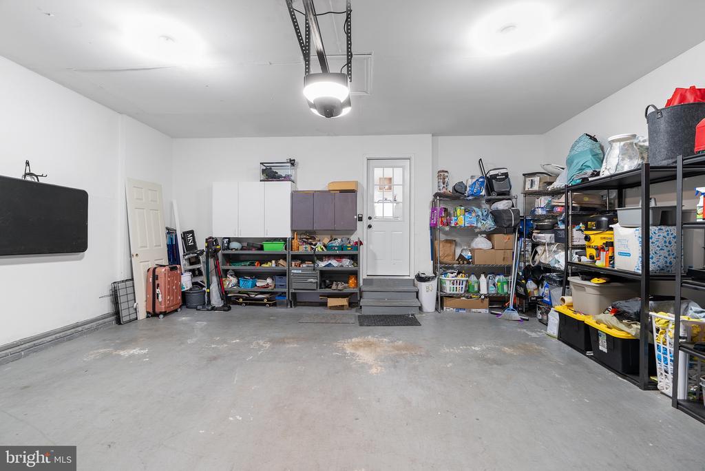3703 ASHLEY WAY