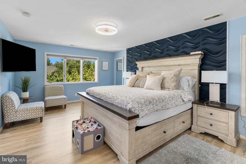 3703 ASHLEY WAY