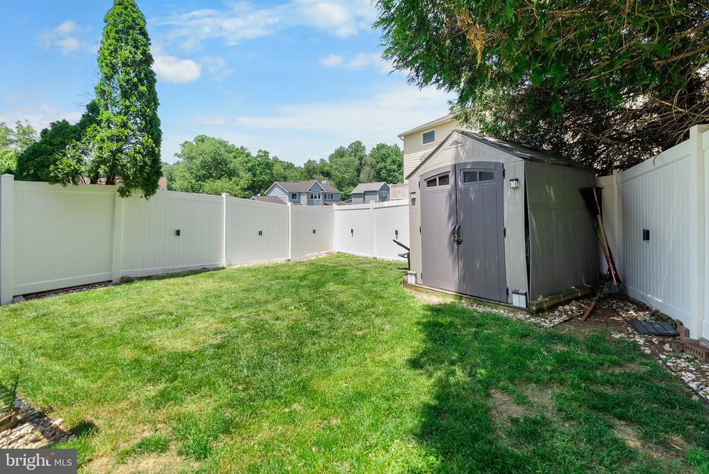 3703 ASHLEY WAY