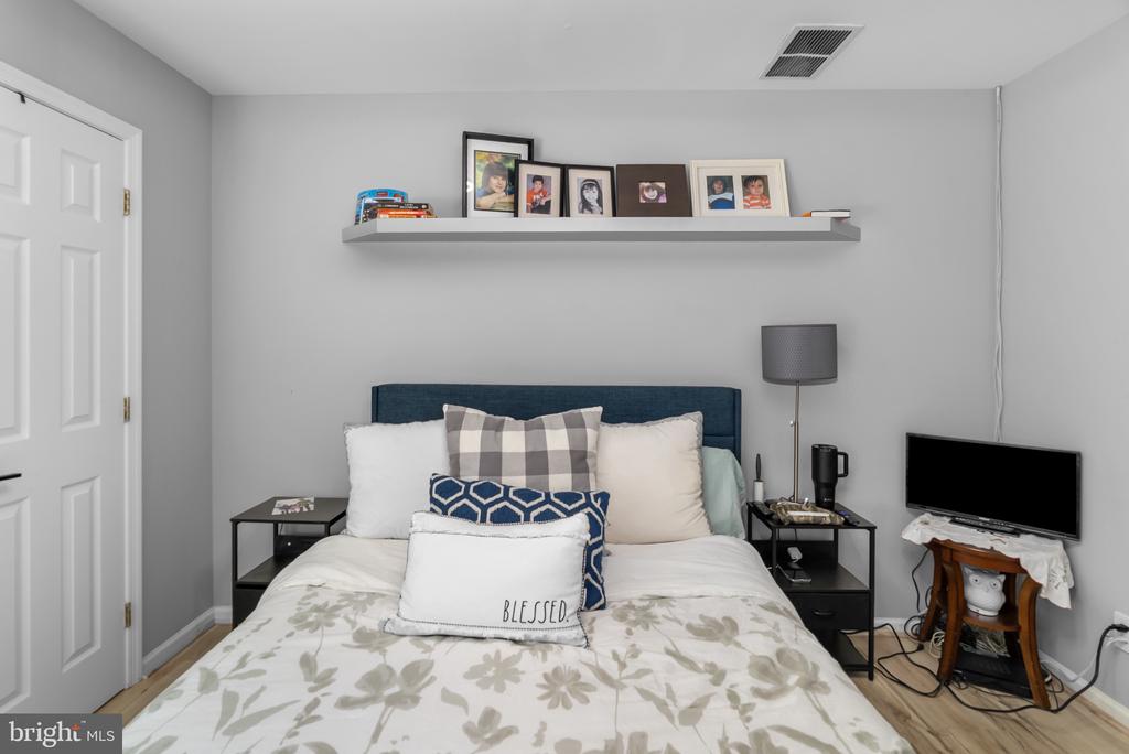 3703 ASHLEY WAY