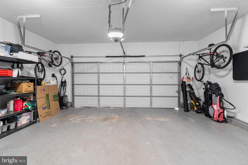 3703 ASHLEY WAY