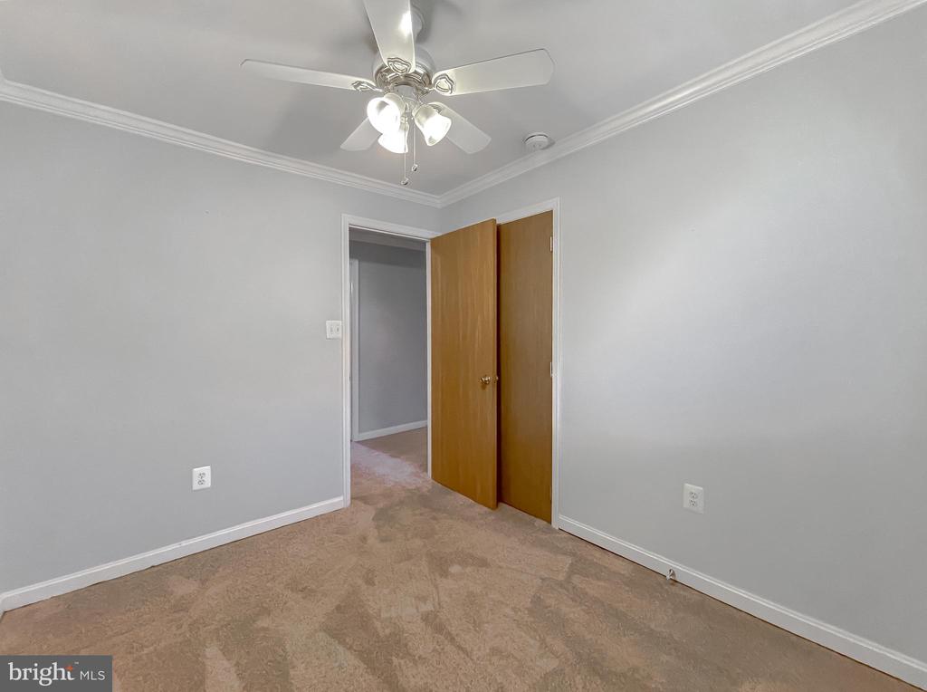 4485 SOLOMONS ISLAND ROAD
