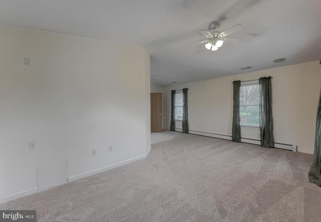 4485 SOLOMONS ISLAND ROAD