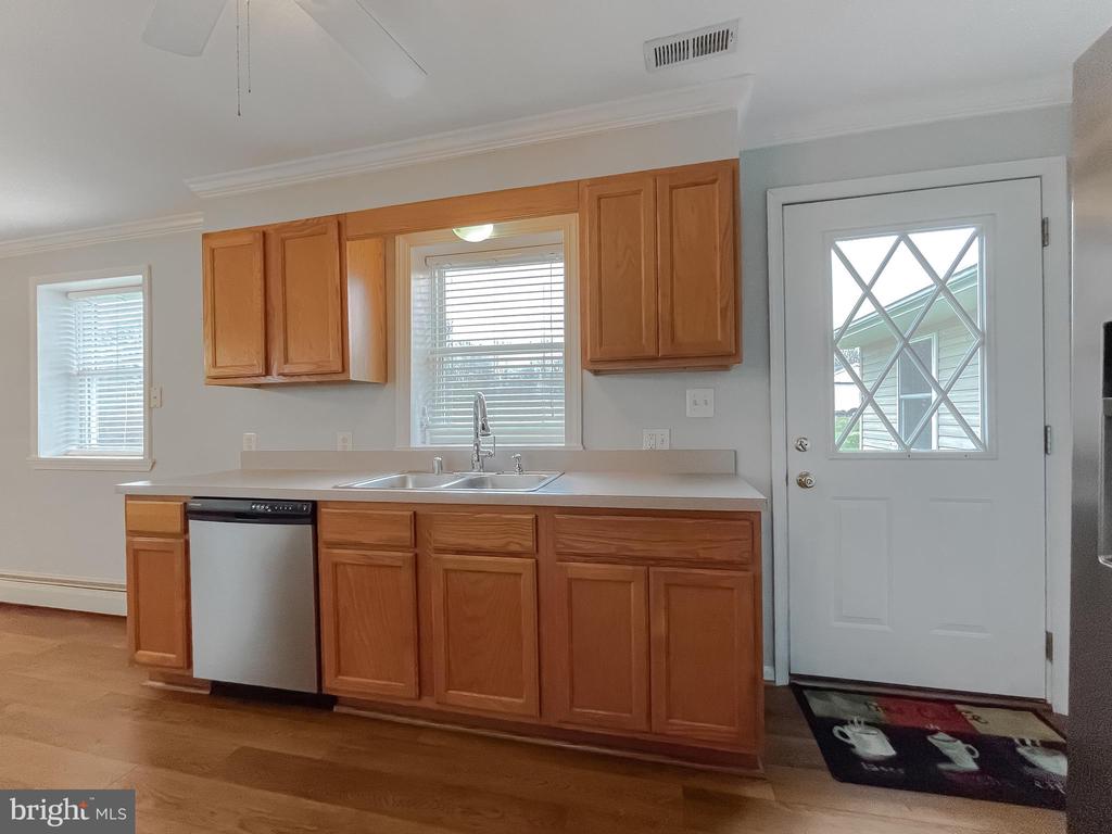 4485 SOLOMONS ISLAND ROAD