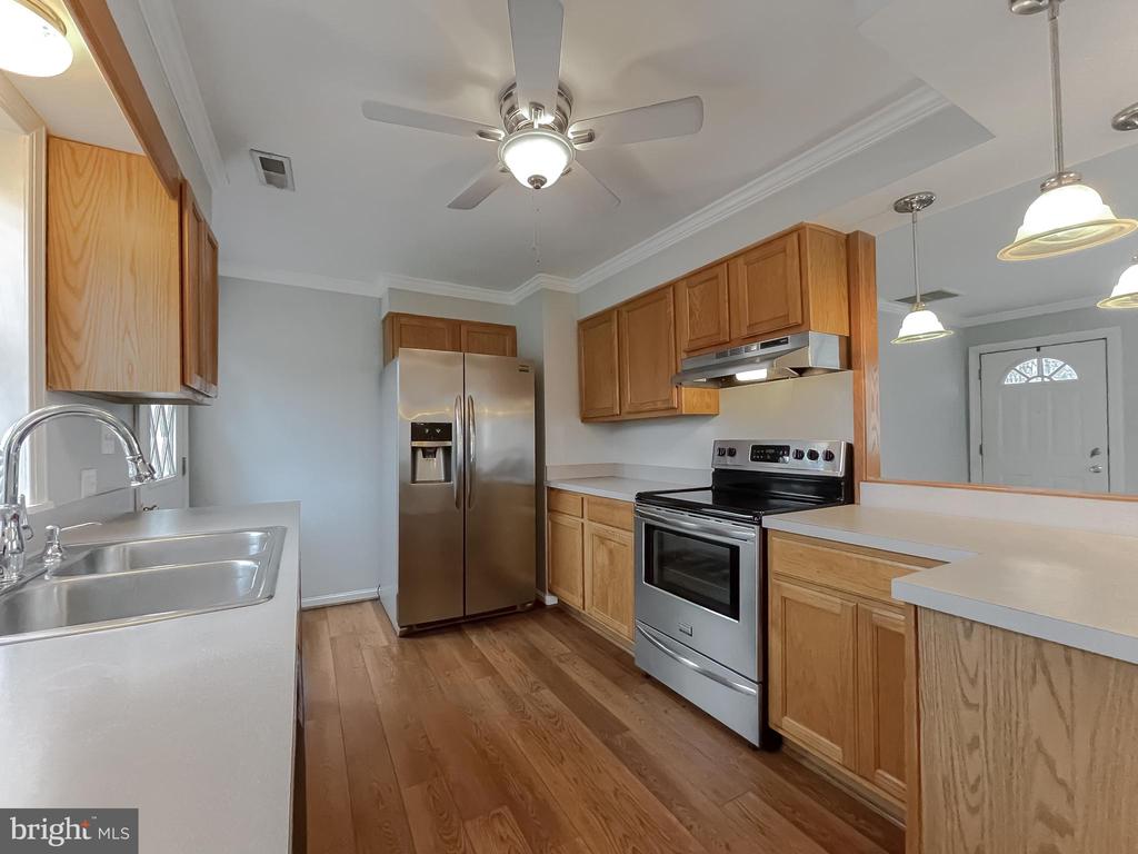 4485 SOLOMONS ISLAND ROAD