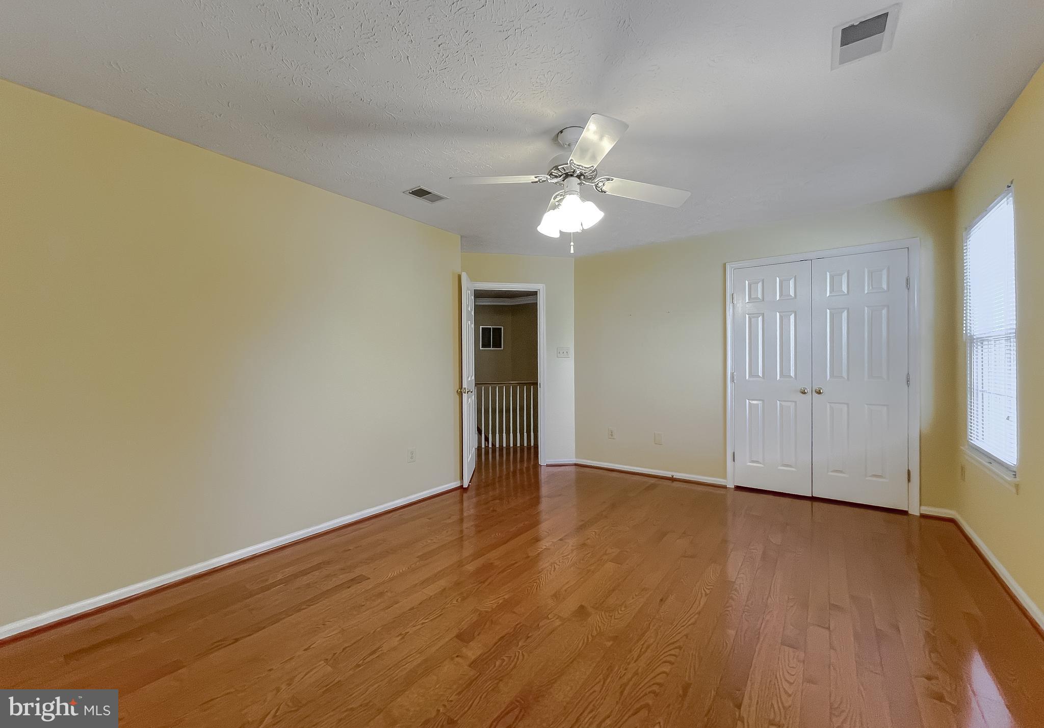 2464 KENBROOK COURT