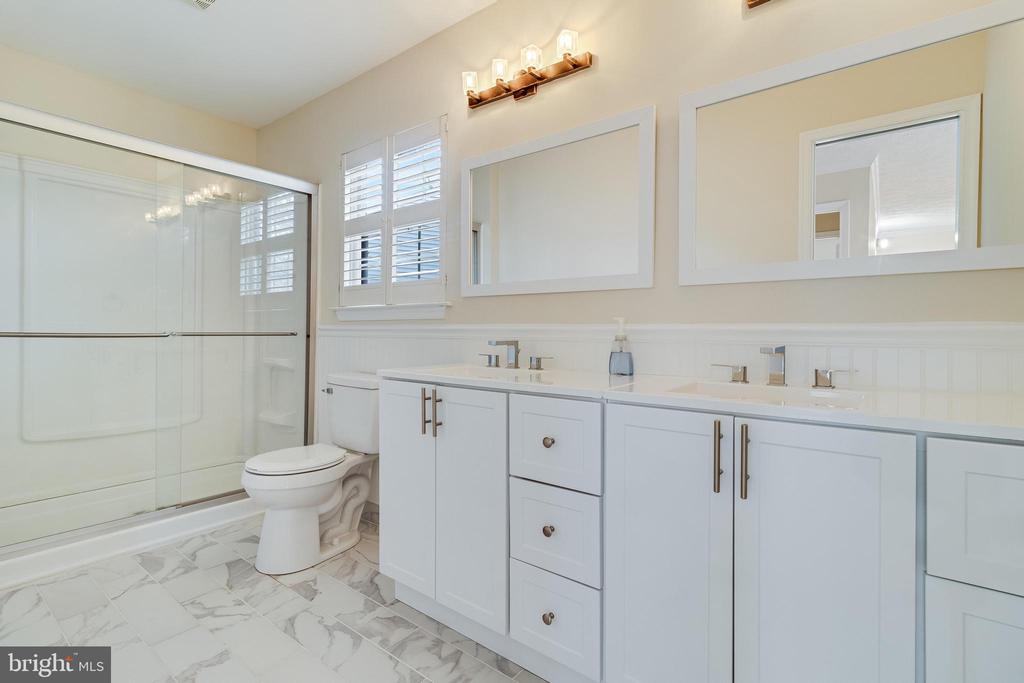 6710 RABBIT COURT