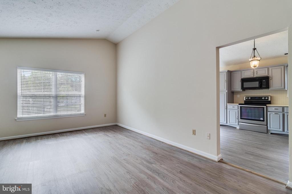 6710 RABBIT COURT