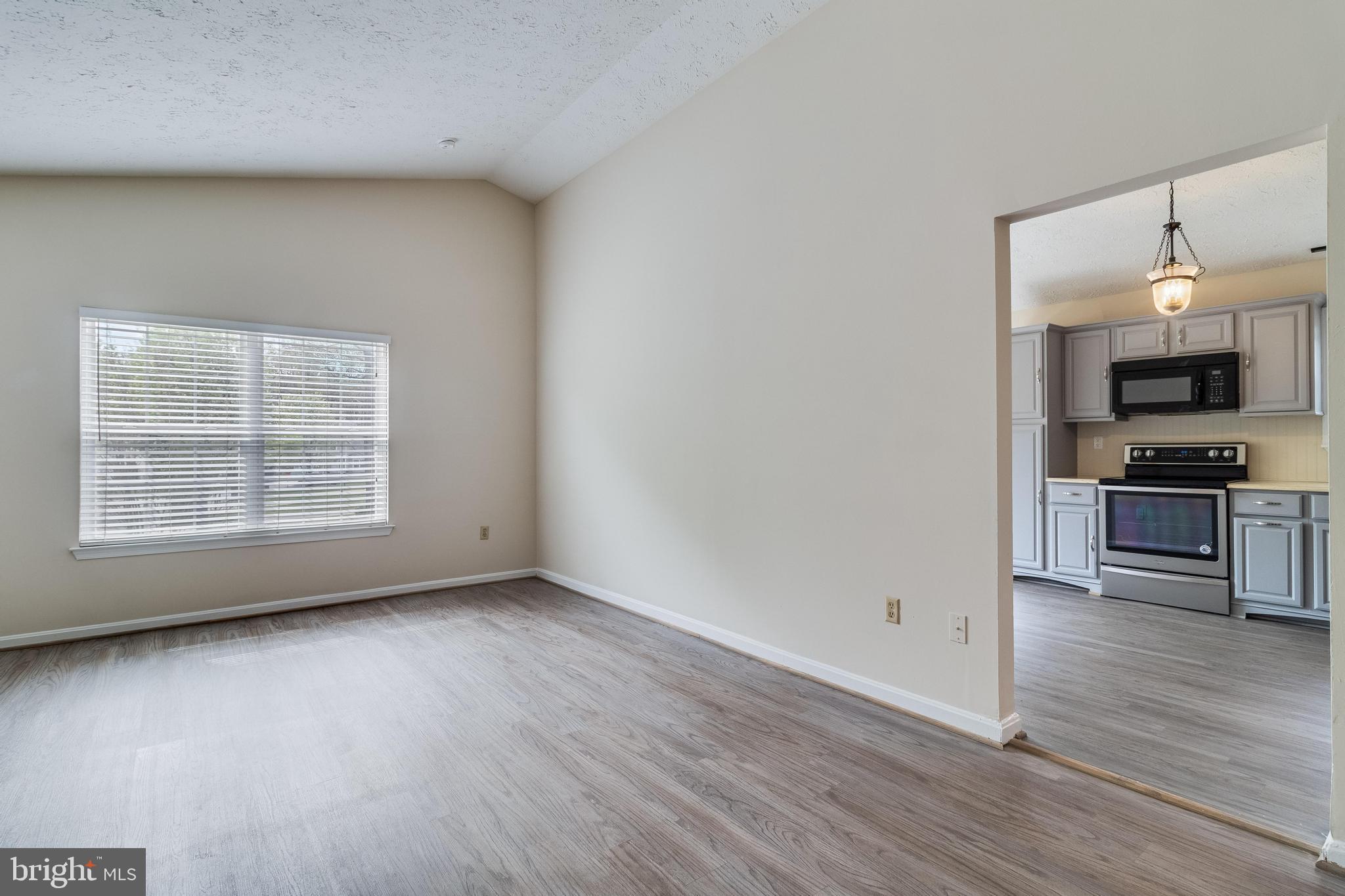 6710 RABBIT COURT