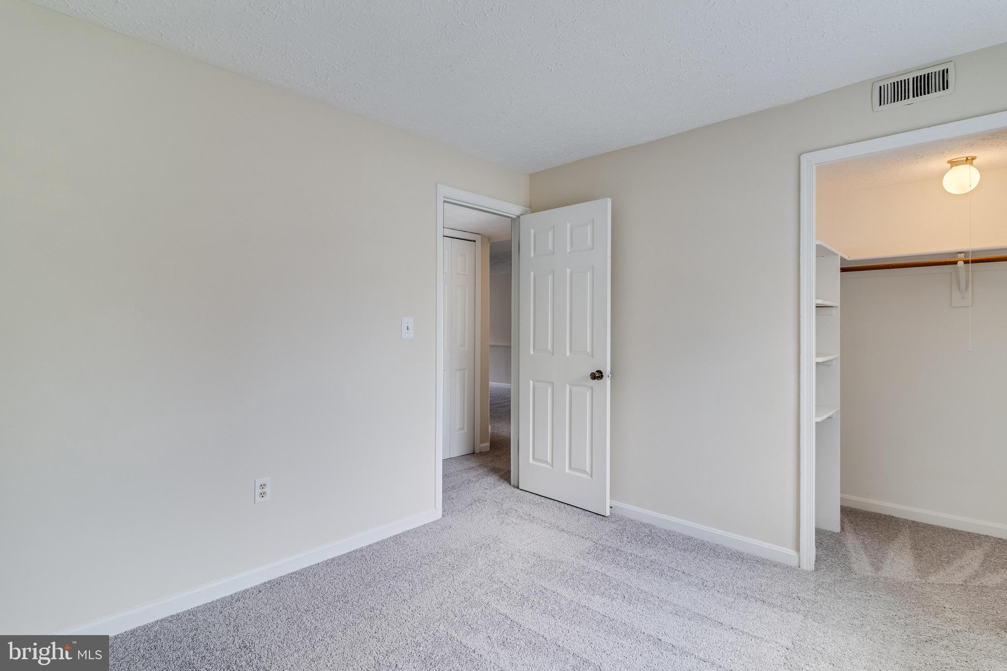 6710 RABBIT COURT