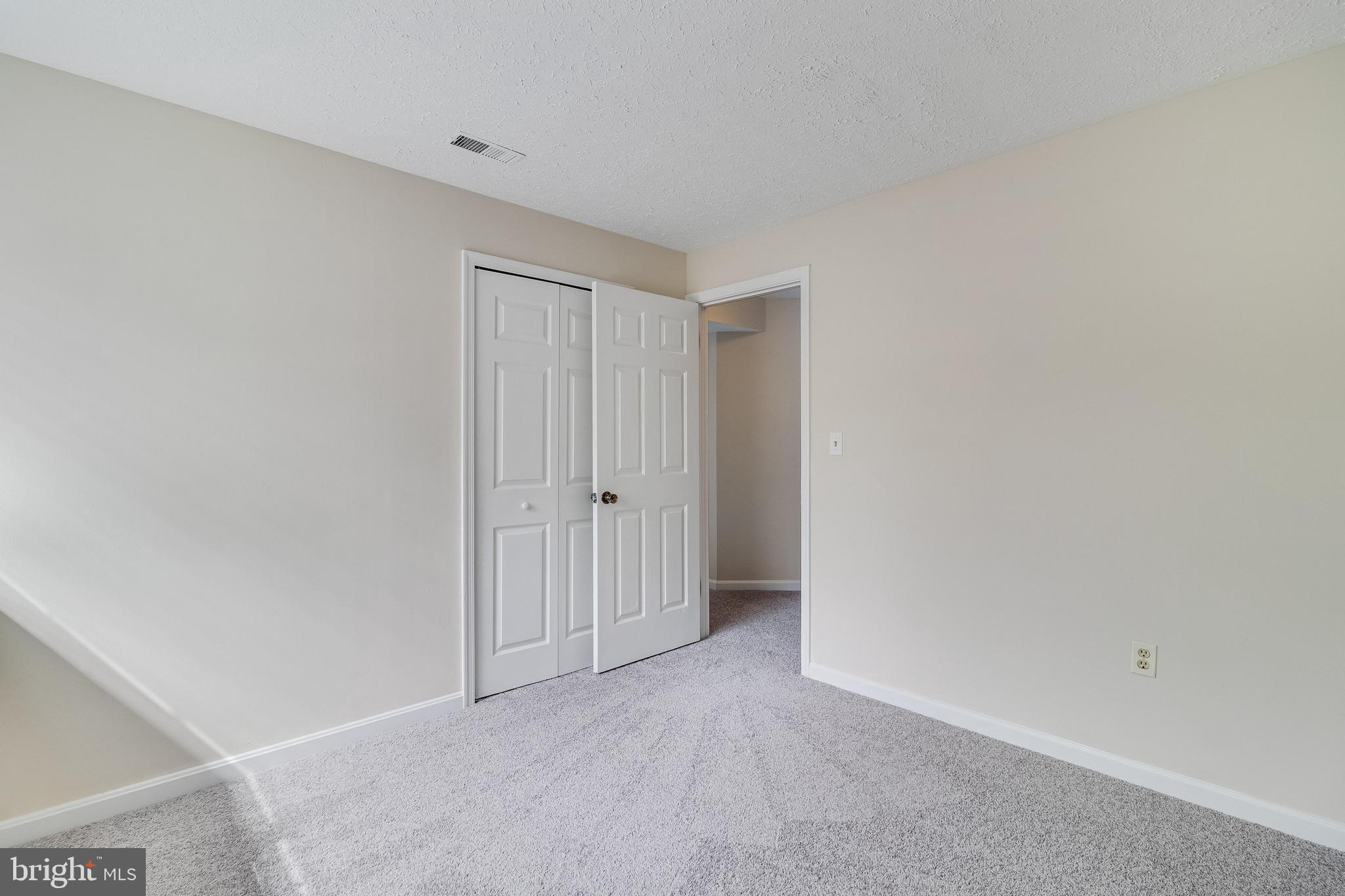 6710 RABBIT COURT