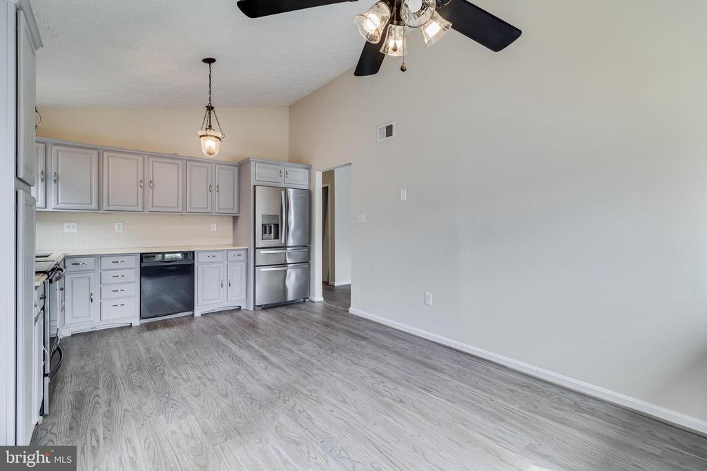 6710 RABBIT COURT