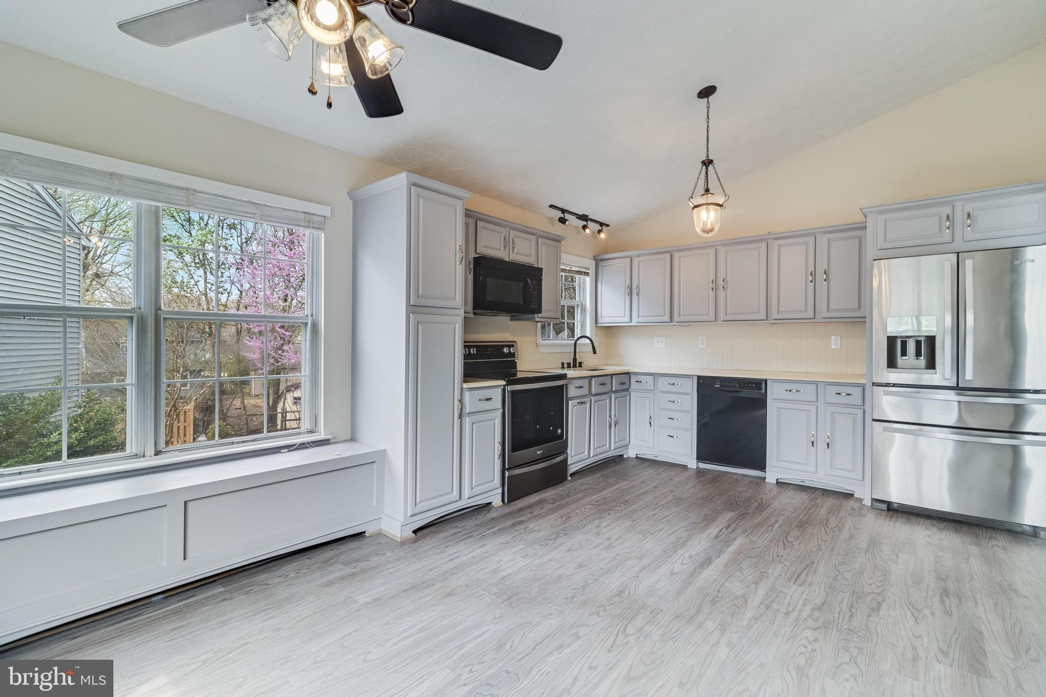 6710 RABBIT COURT