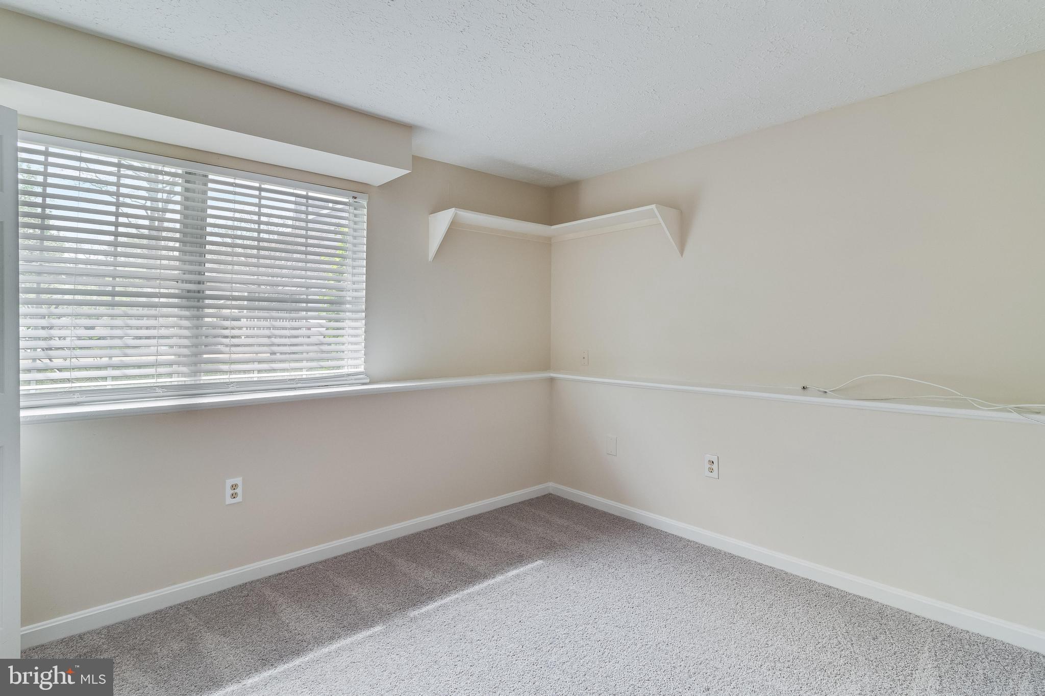6710 RABBIT COURT