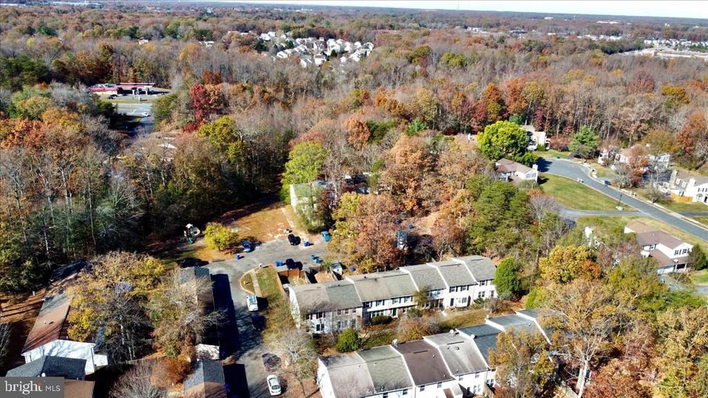 3975 WINTERGREEN PLACE