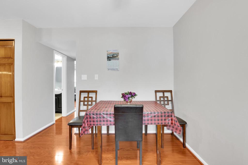 3975 WINTERGREEN PLACE