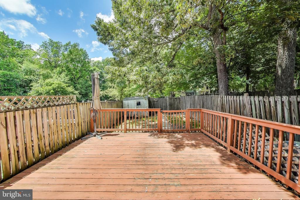3975 WINTERGREEN PLACE