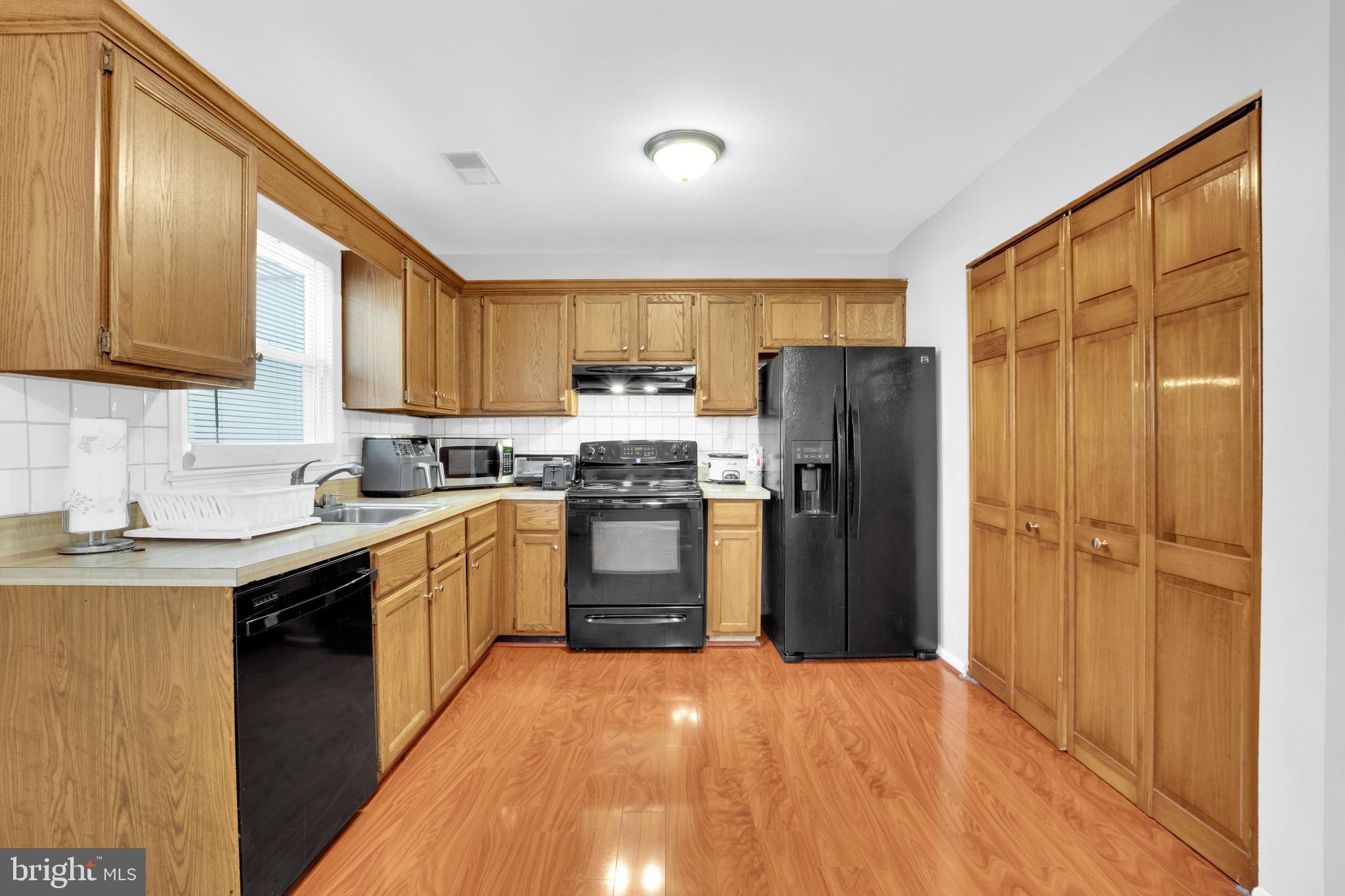 3975 WINTERGREEN PLACE