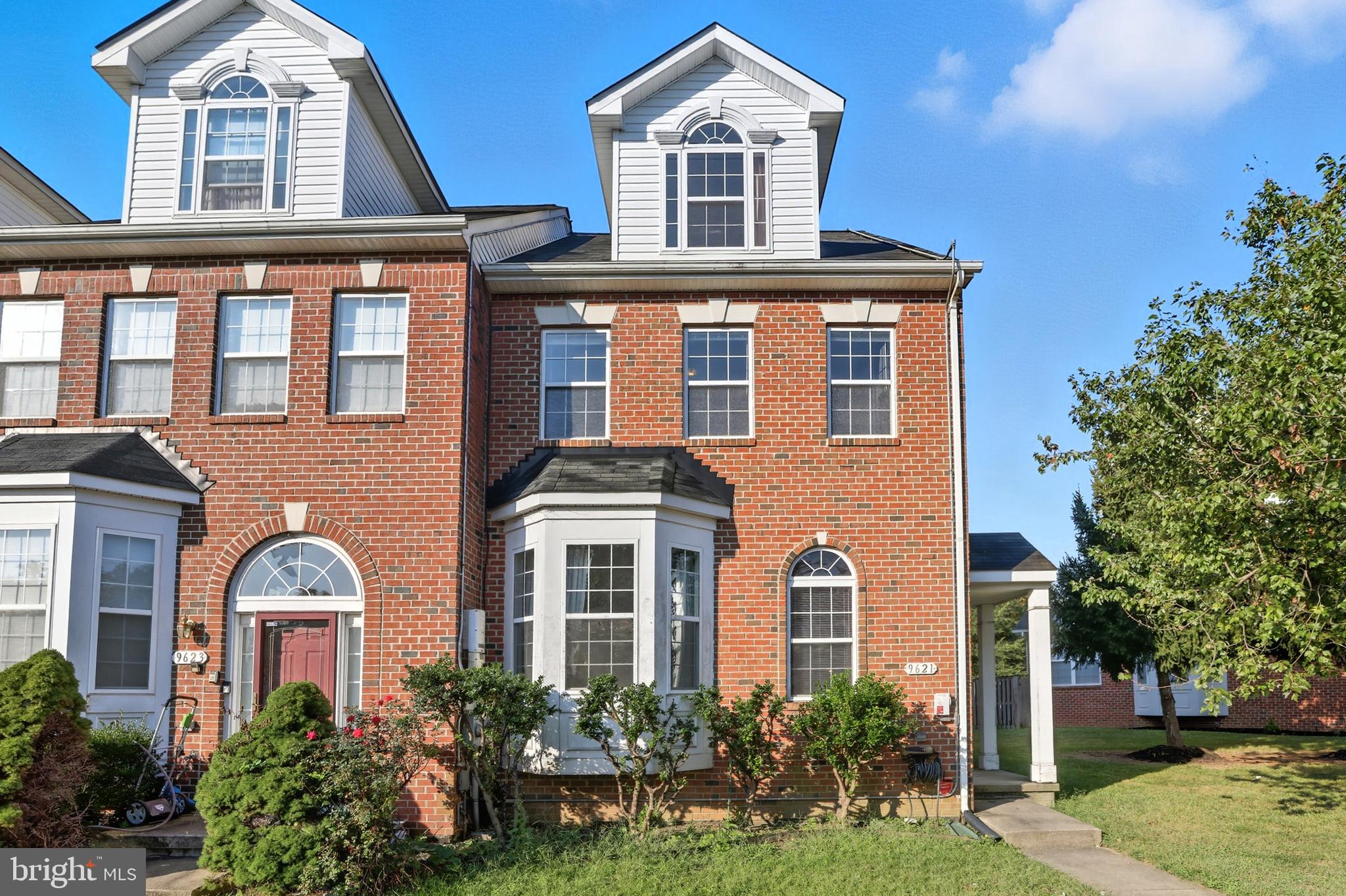 9621 LEXINGTON PLACE