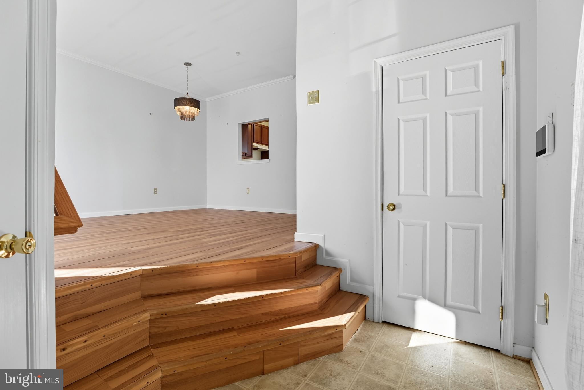 9621 LEXINGTON PLACE