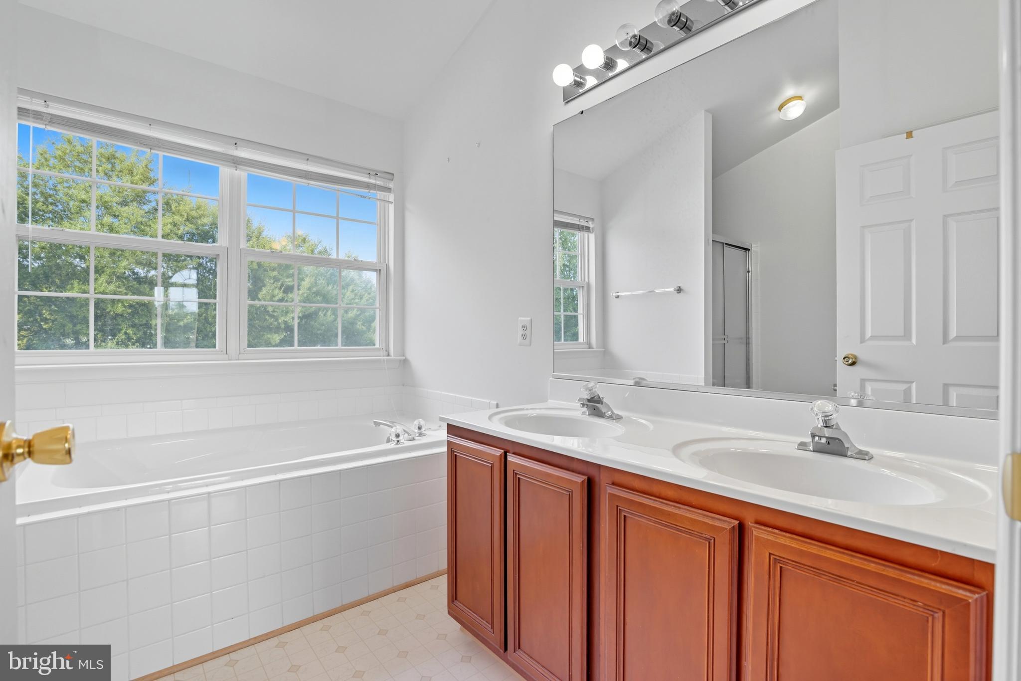 9621 LEXINGTON PLACE