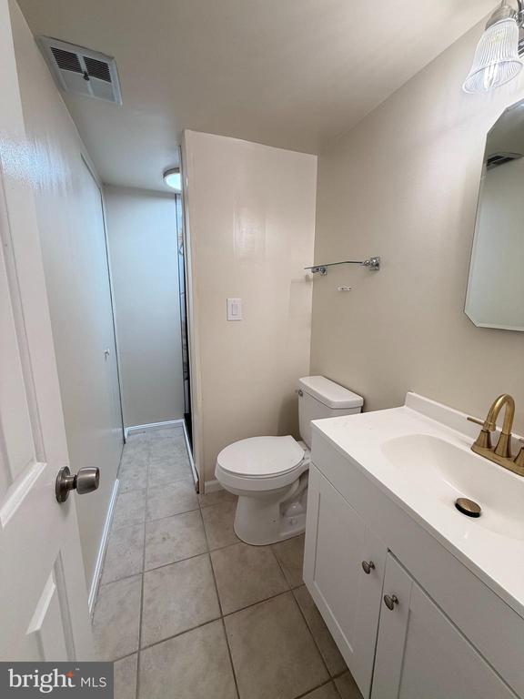 3975 WINTERGREEN PLACE