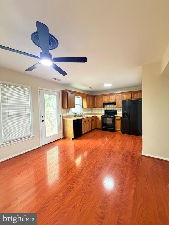 3975 WINTERGREEN PLACE