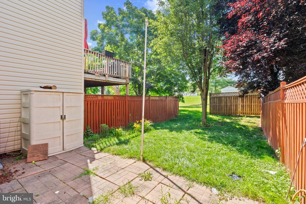 924 MOSBY DRIVE