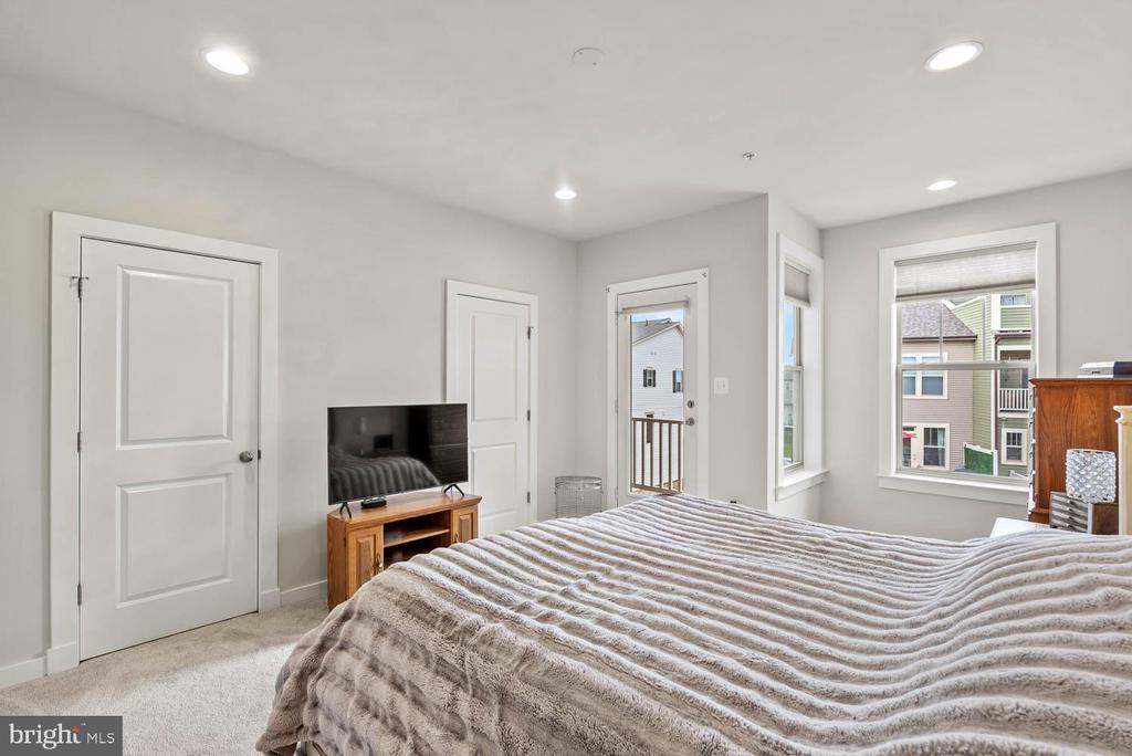 3315 STONE BARN DRIVE