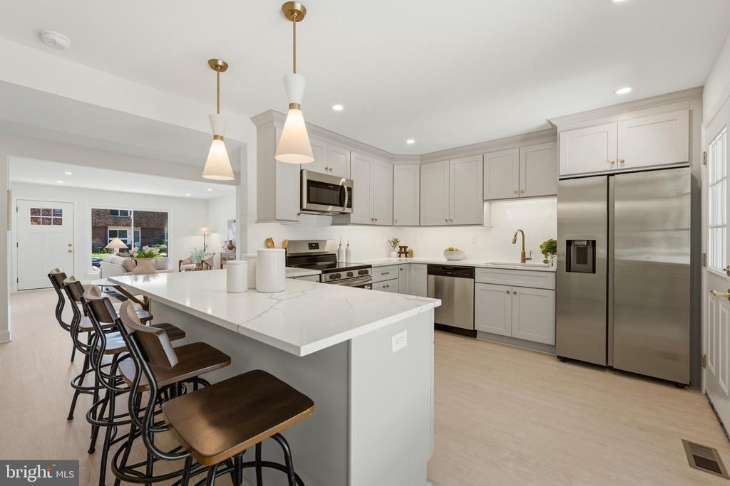 505 CARROLLTON DRIVE Unit: 17