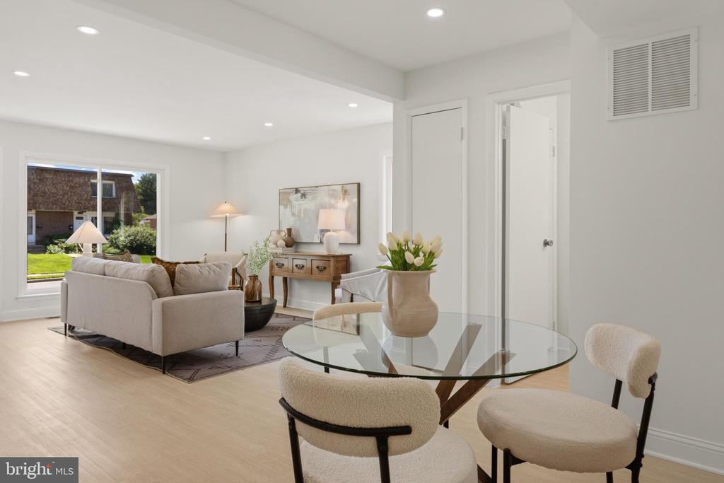 505 CARROLLTON DRIVE Unit: 17