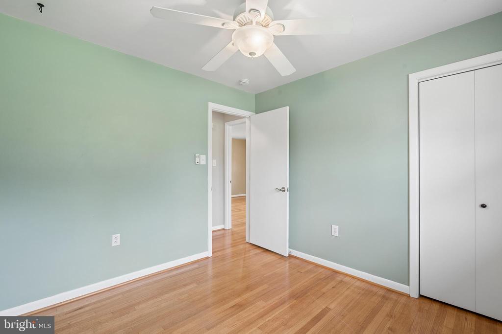 8109 BROADVIEW DRIVE