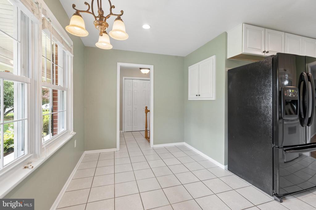 8109 BROADVIEW DRIVE