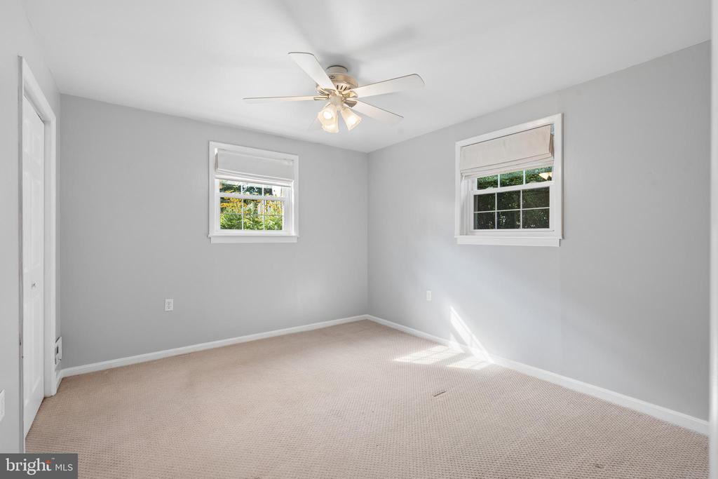 8109 BROADVIEW DRIVE