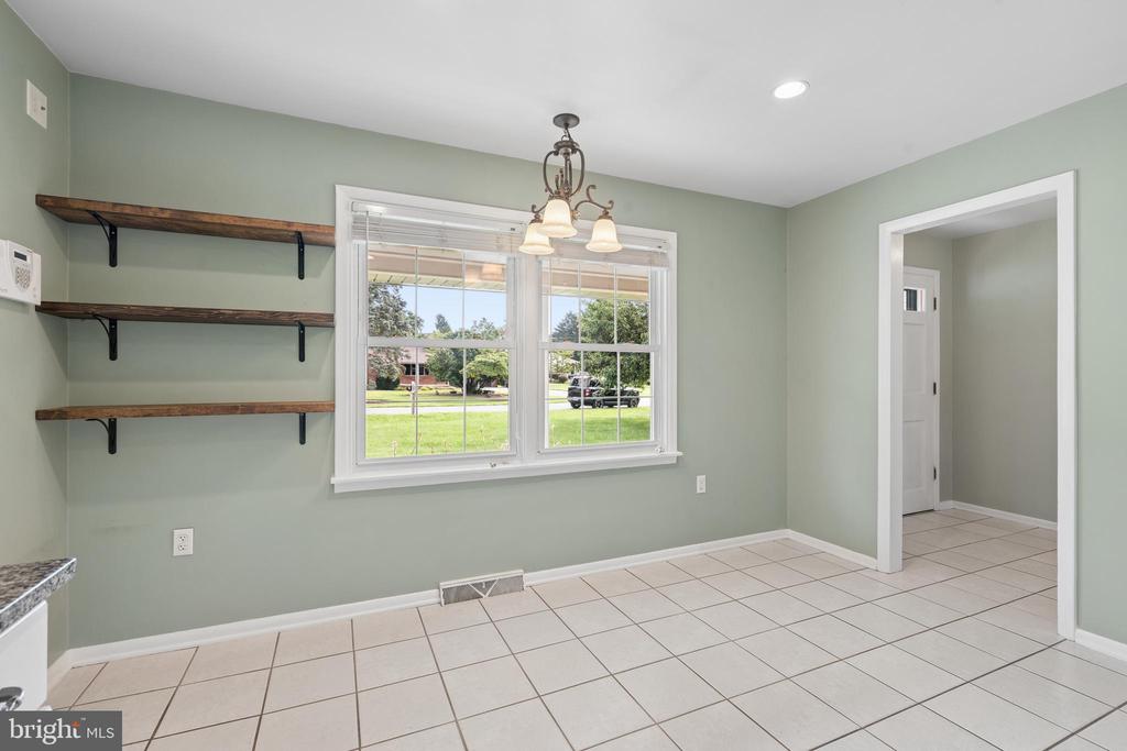 8109 BROADVIEW DRIVE