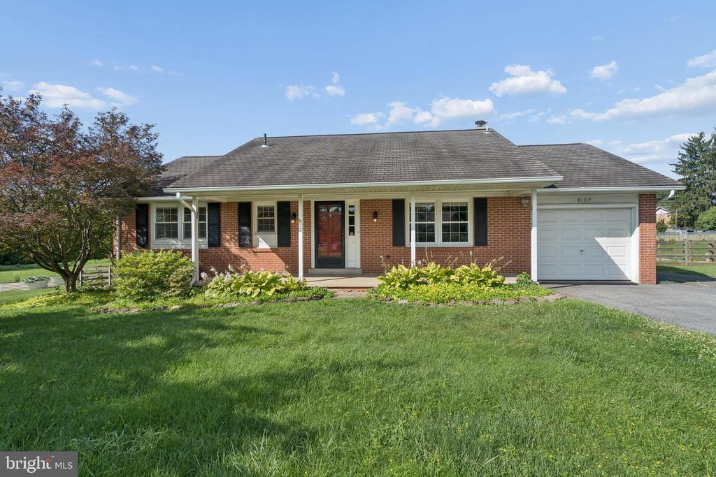 8109 BROADVIEW DRIVE