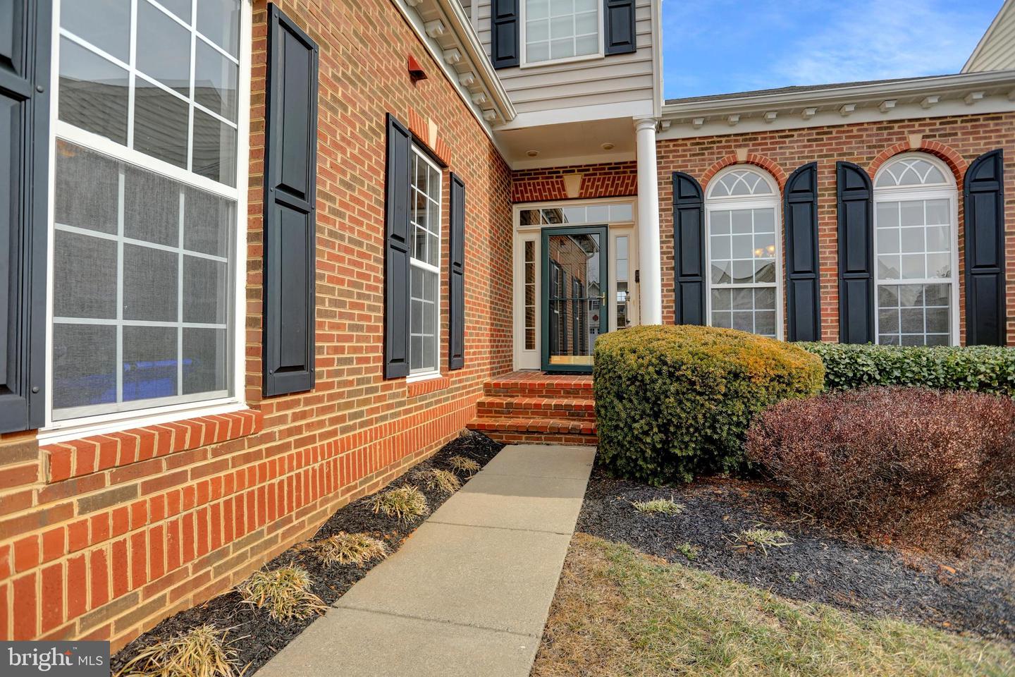 234 Spectacular Bid Dr