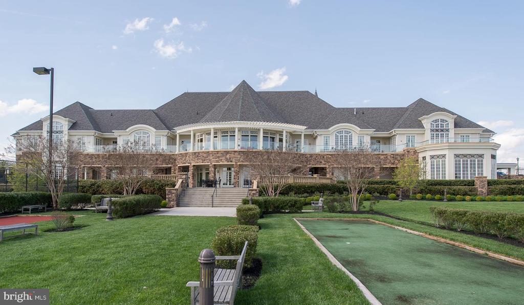 234 Spectacular Bid Dr