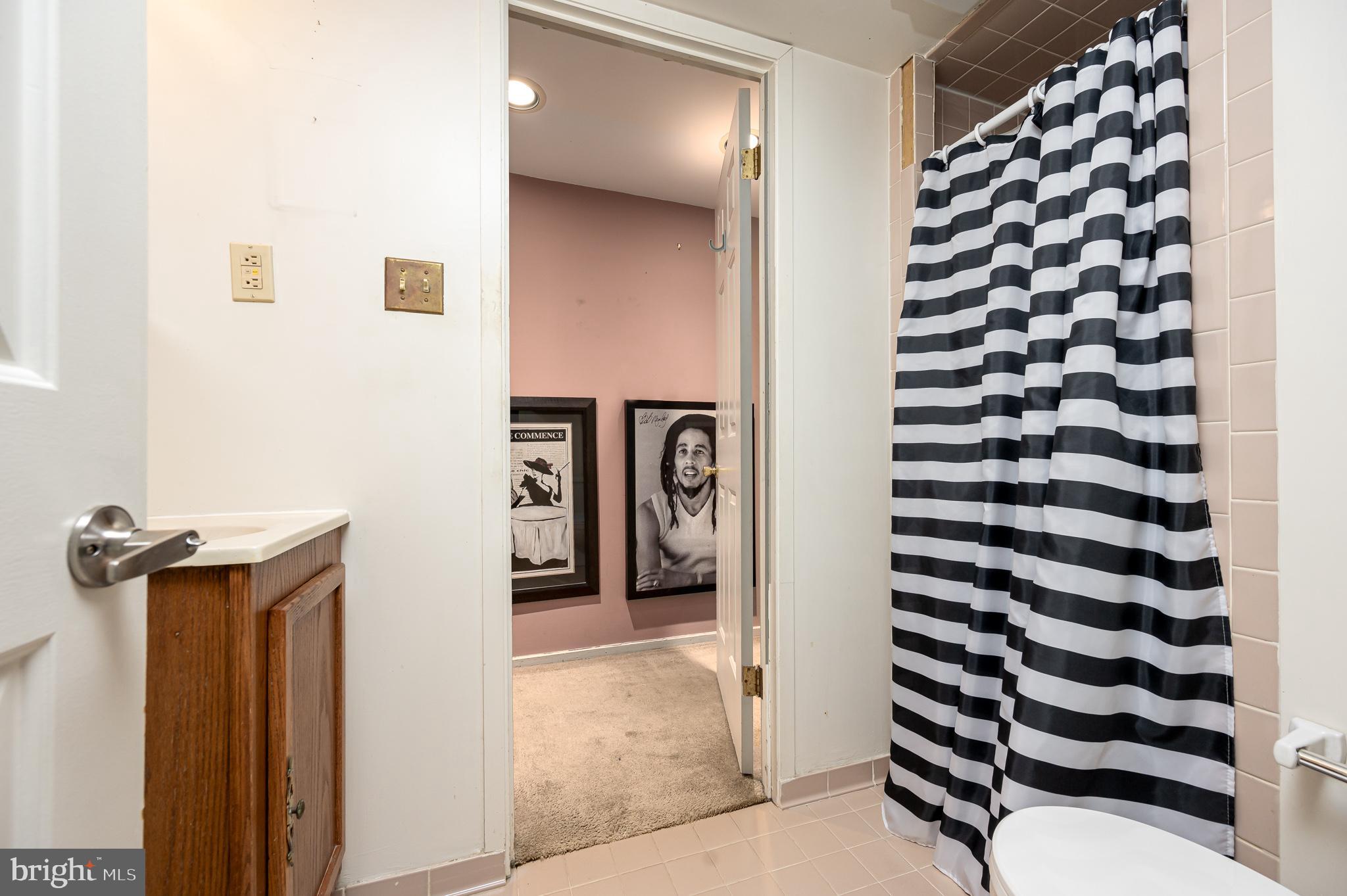 5738 YELLOWROSE COURT