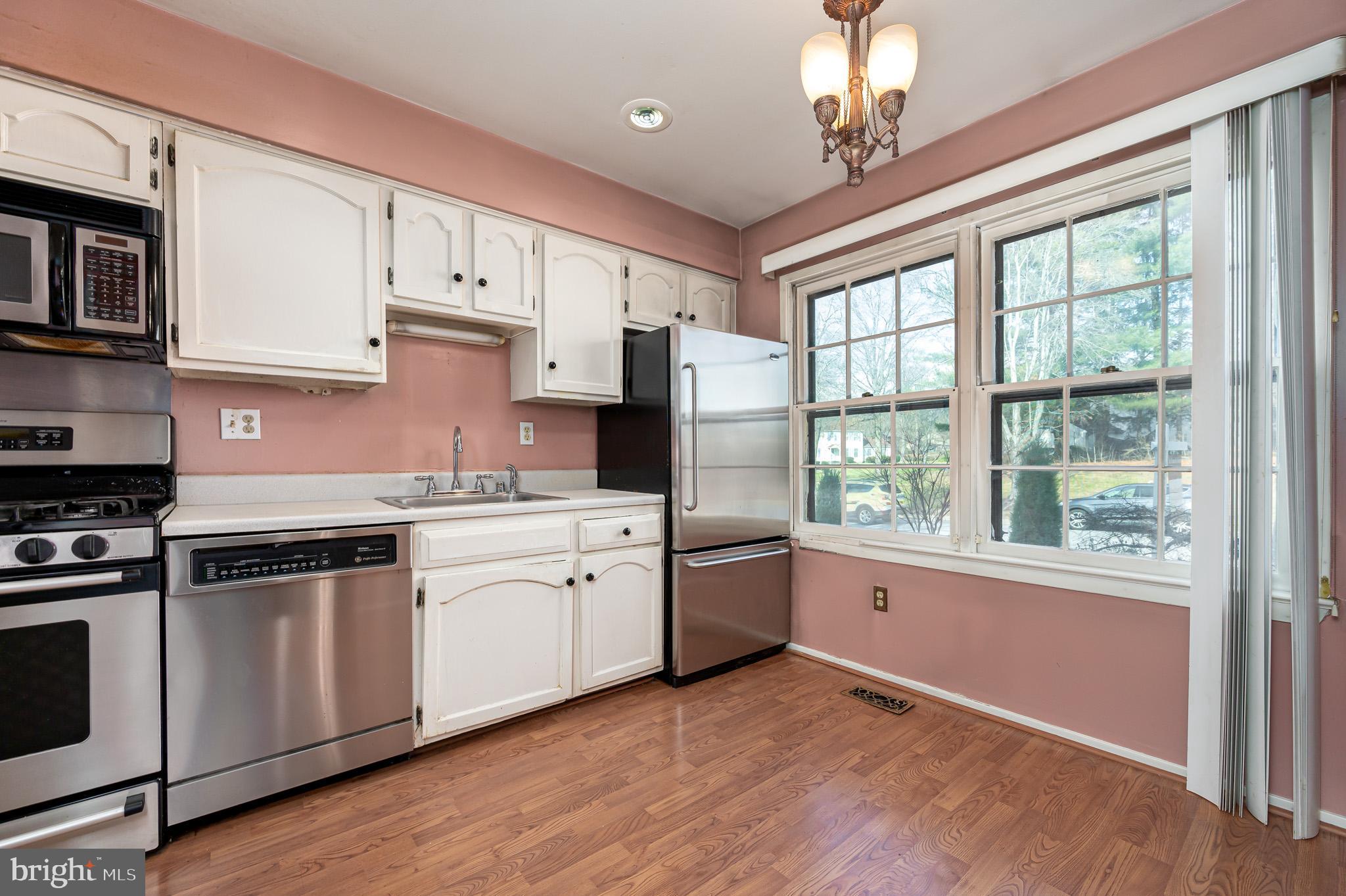 5738 YELLOWROSE COURT