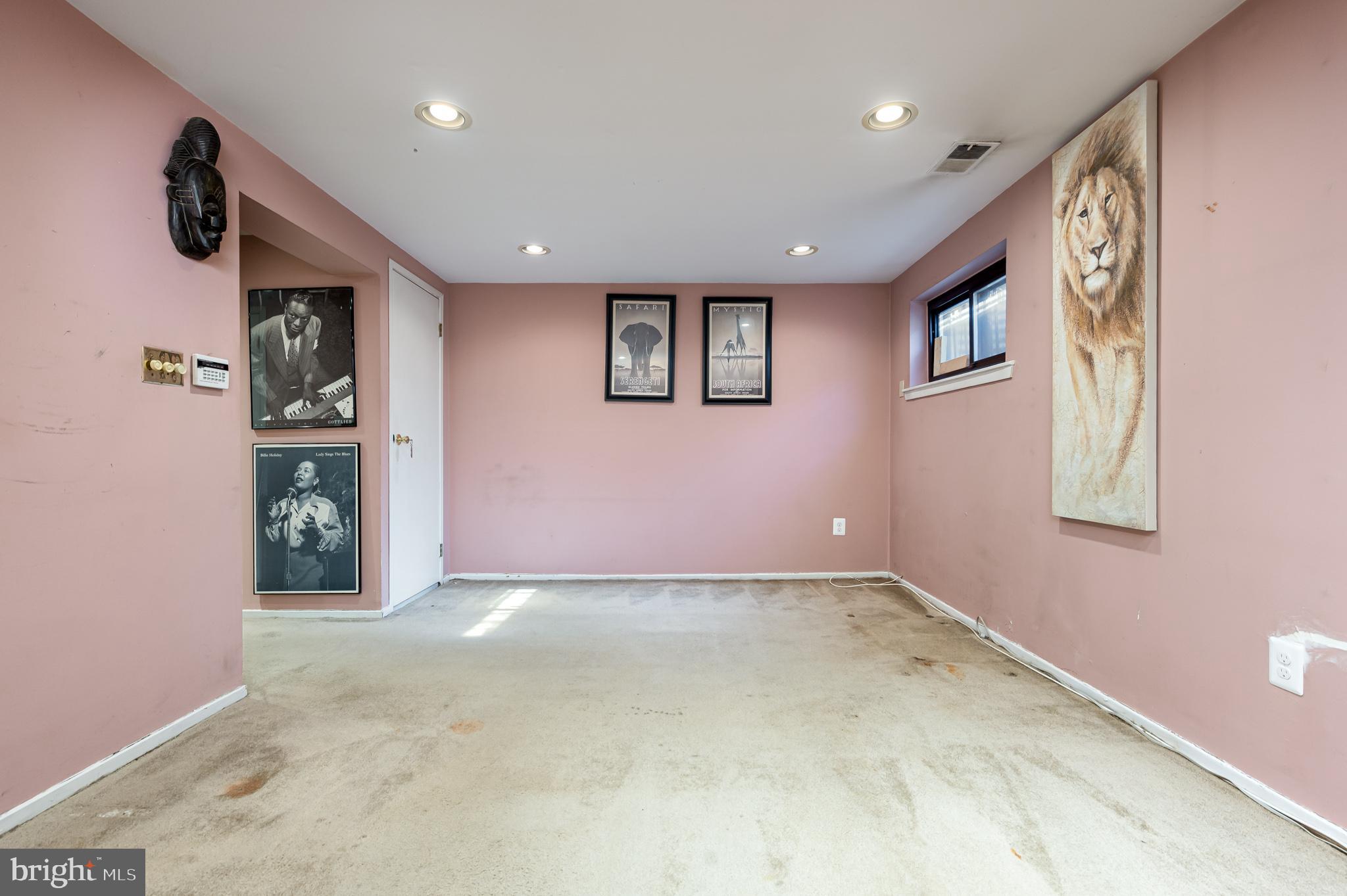 5738 YELLOWROSE COURT