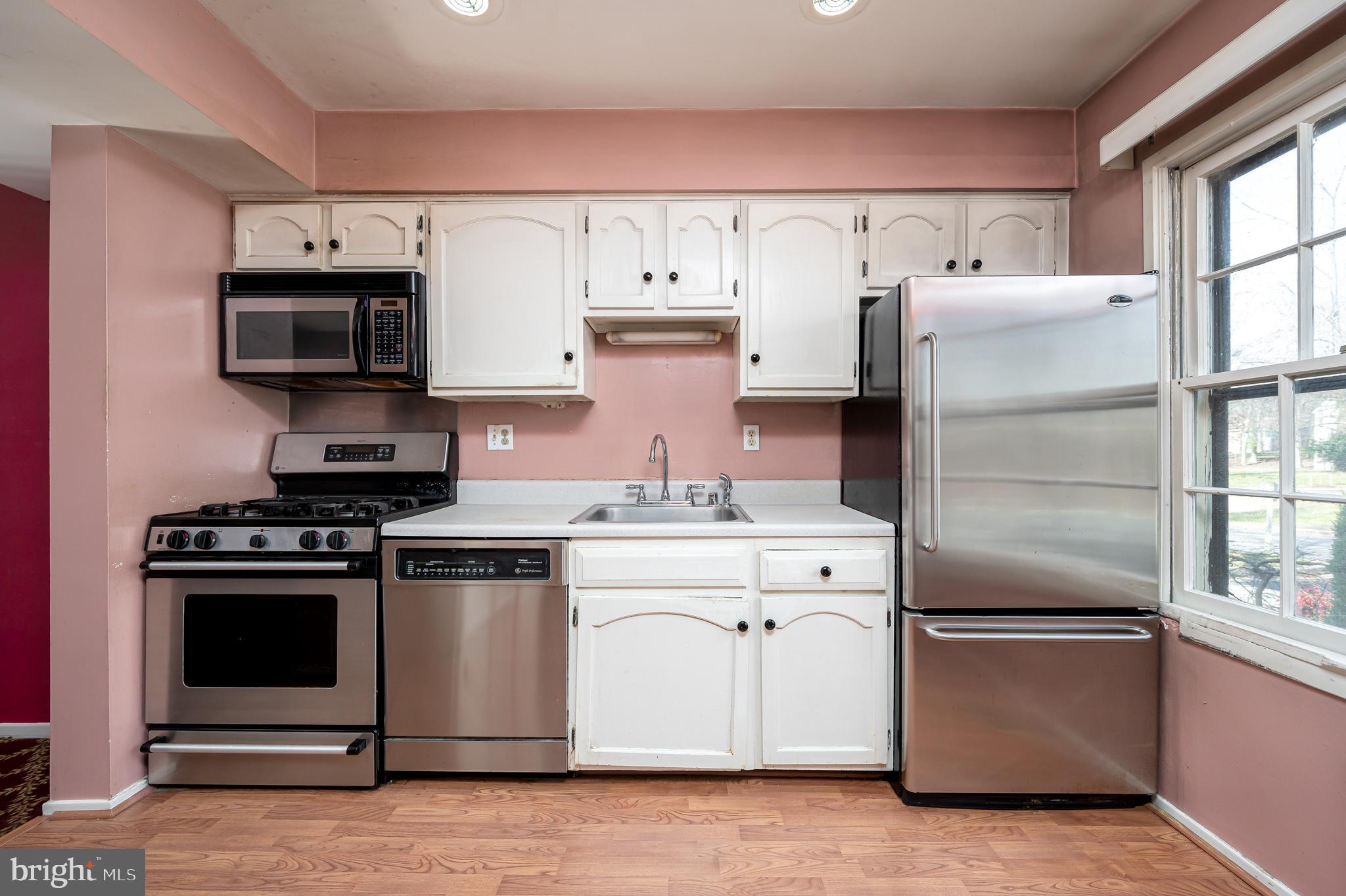 5738 YELLOWROSE COURT