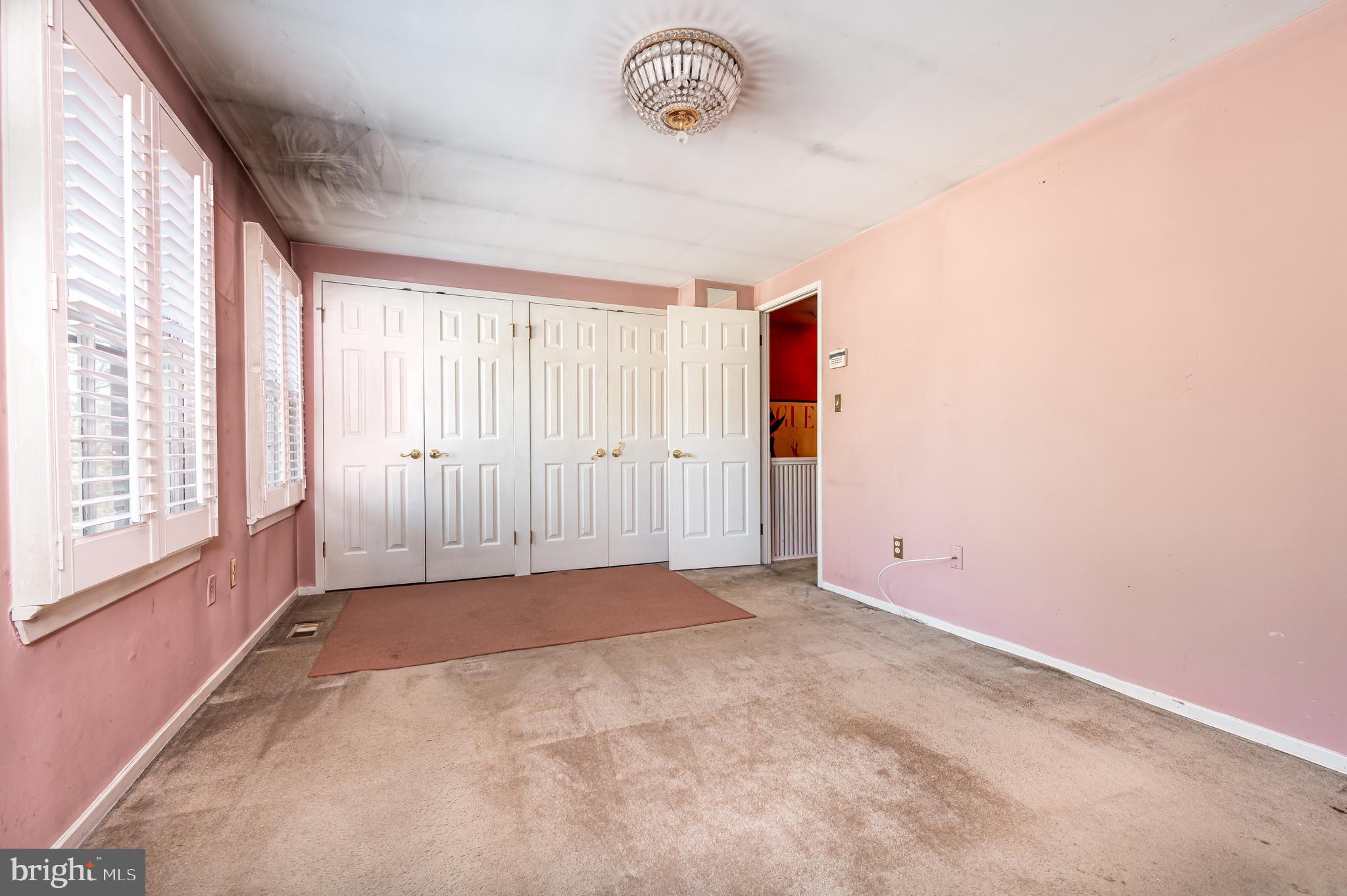 5738 YELLOWROSE COURT