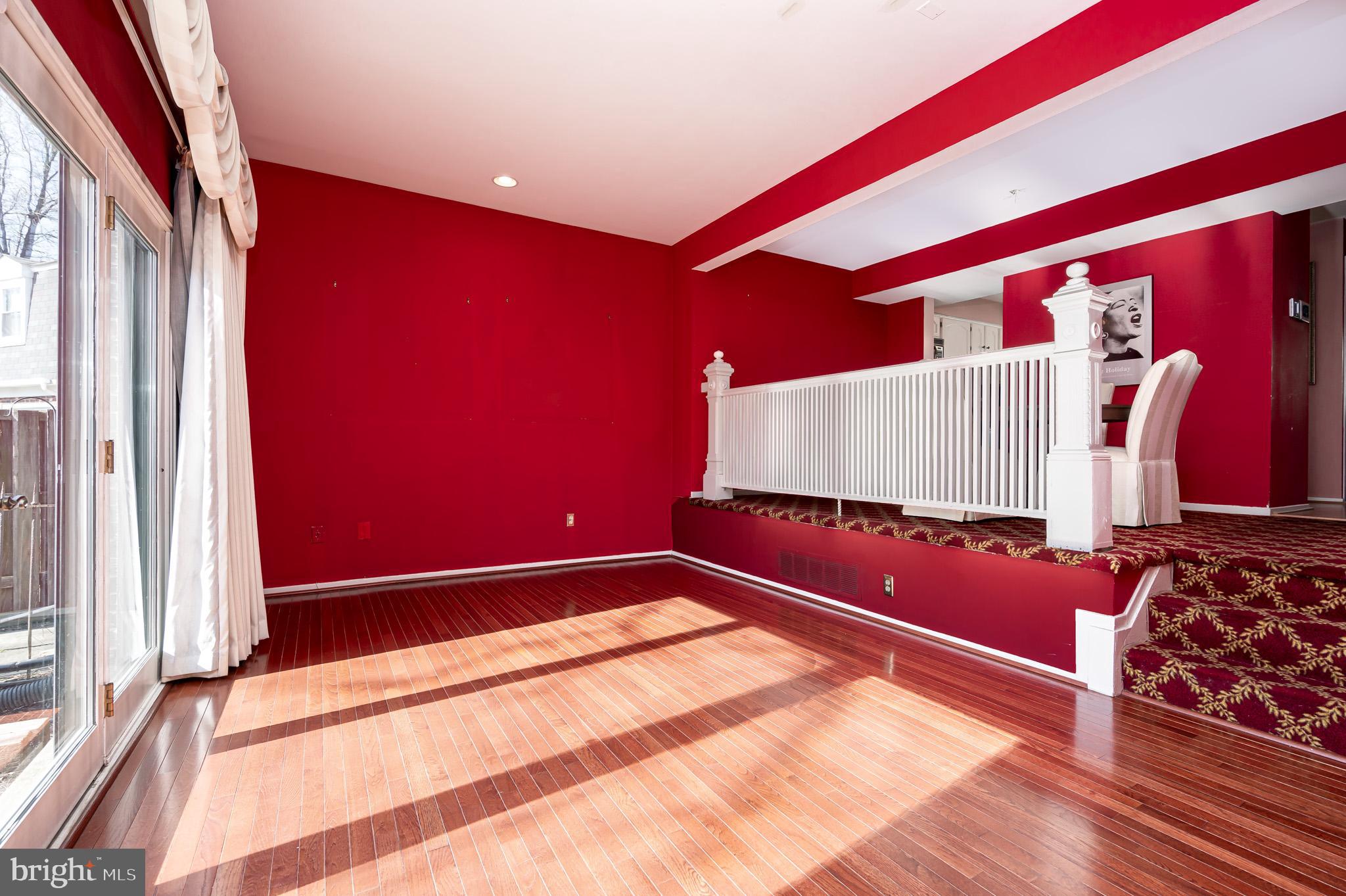 5738 YELLOWROSE COURT