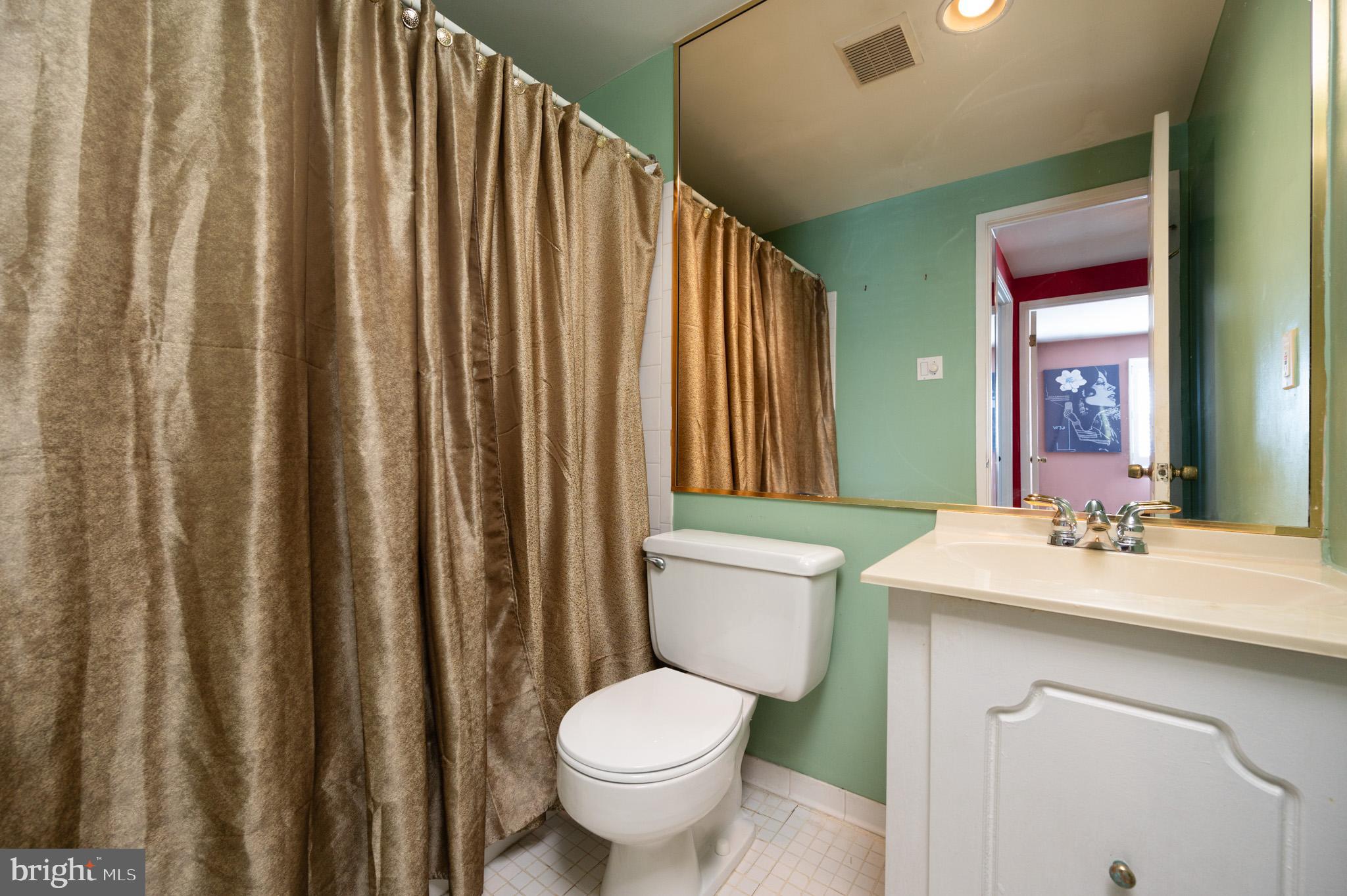 5738 YELLOWROSE COURT